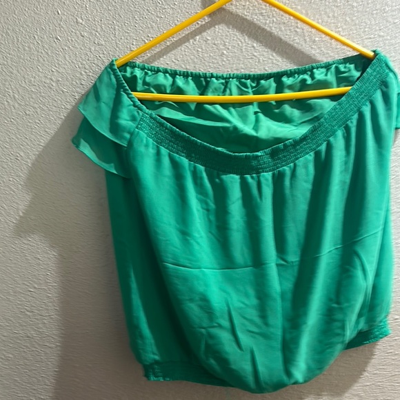 Green Ruffle Tube Top - Picture 2 of 4